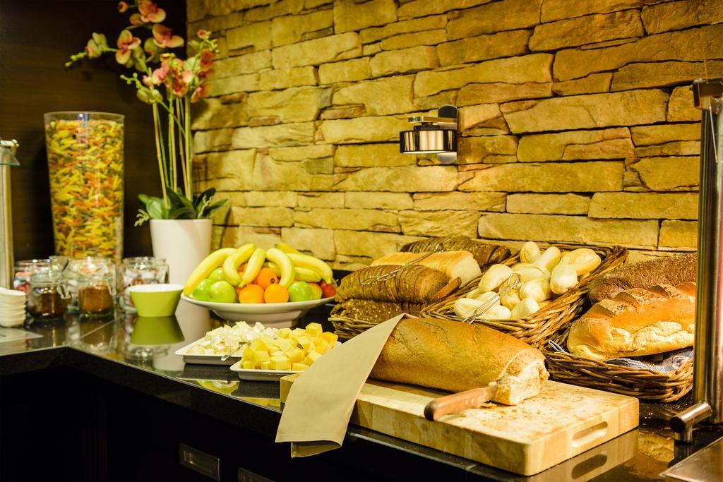 Fletcher Hotel Restaurant 헬렌도른 외부 사진